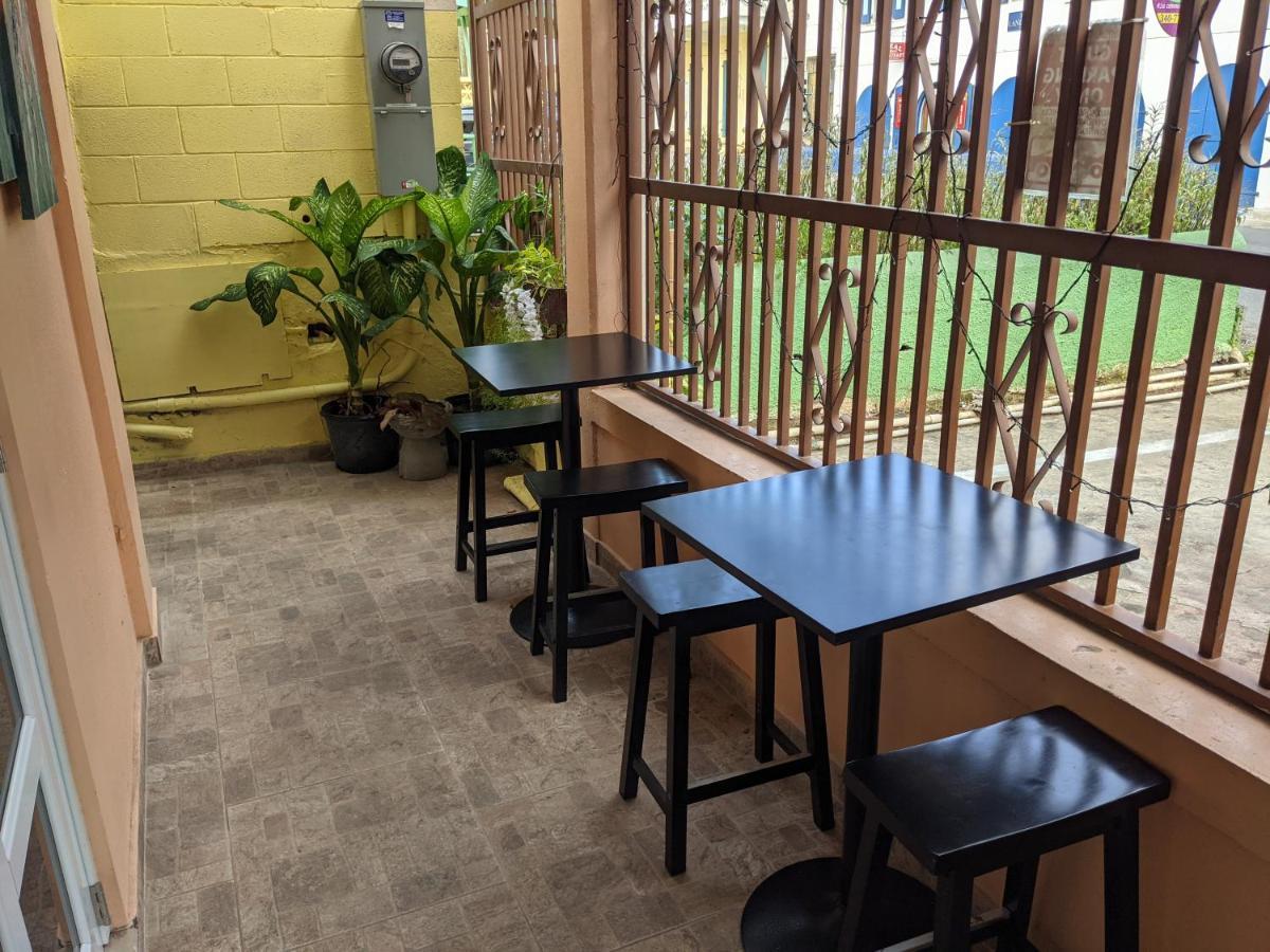 Midtown Guest House Charlotte Amalie Eksteriør billede