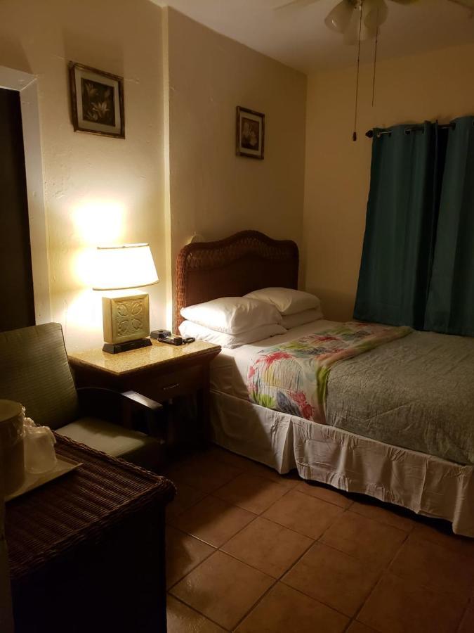 Midtown Guest House Charlotte Amalie Eksteriør billede